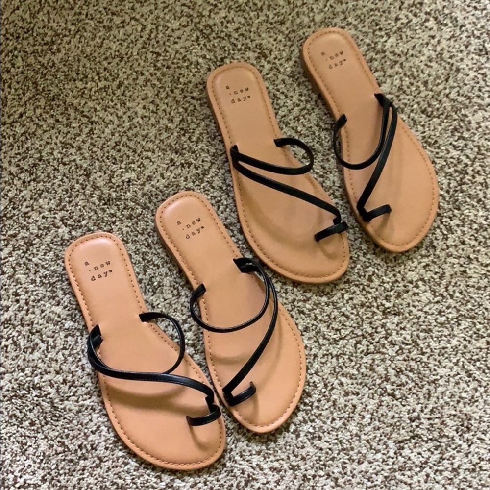 NWOT Strappy sandals